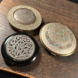 Vintage Powder Compact Lot (3) makeup case with mirror puff - Picture 1 of 24