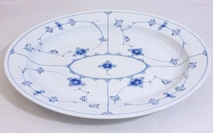 Plato ovalado liso acanalado azul Royal Copenhagen Dinamarca 16" #100 421 - Imagen 1 de 4