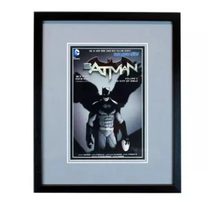 Comic Book Wall Mount Display Modern/Current Comic Book Wood Frame UV Protected - Picture 1 of 5