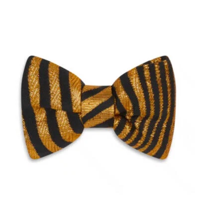 Полосатый галстук-бабочка TOM FORD рекомендуемая розничная цена производителя 315 долл. США - Изображение 1 из 4