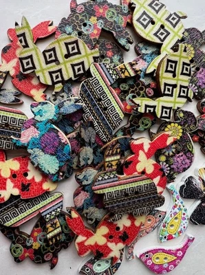 Printed wood buttons lot~Bunny rabbits & a few birds theme buttons~B4 - Image 1 of 4