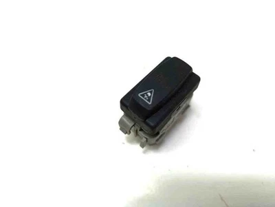 RENAULT MEGANE II Estate KM0/1 ASR Switch 28082 1.46 Diesel 68kw 2004 31295797 - Image 1 of 4