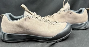 Women's Arc'teryx Size 7 Tan Hiking Climbing Walking Megagrip Vibram Shoes - Picture 1 of 21