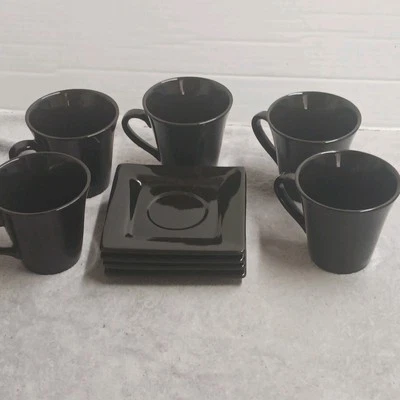 Juego de 5 tazas de café Strawberry Street negras 12 oz con 4 platillos  Foto 1 de 4