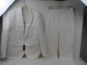 BoohooMAN Men's White 2 Button Polyester Blend Suit 40R Jacket & 32R Pants-NEW - Picture 1 of 12