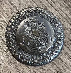 Gros Bouton ancien XIXeme « Chimere - monstre marin » - bronze - Picture 1 of 2
