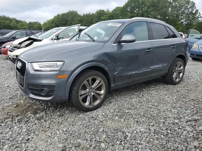 Used Front Center Interior Rear View Mirror fits: 2015 Audi Q3 w/automatic dimmi - Image 1 of 4