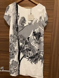 Great Plains lovely patterned, fully lined shift dress, size S. BNWT.
