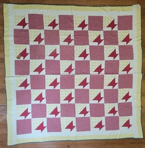 Vintage Quilt Handmade "Eggs In Baskets" pattern 70 X 70 inches Patchwork - Picture 1 of 9