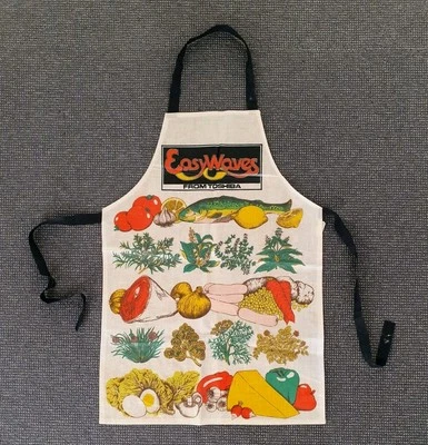🔶️RETRO VINTAGE WATERPROOF KITCHEN APRON TOSHIBA EASYWAVES MICROWAVE COOKING - Image 1 of 4