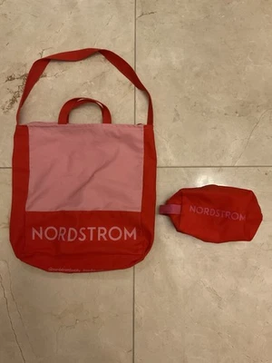 Bolso de Belleza de Lona Nordstrom con Bolsa de Cosméticos Grande Rojo/Rosa Foto 1 de 4