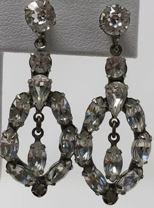 VINTAGE 1920'S ART DECO SPARKLY RHINESTONE LONG DANGLING screwback EARRINGS - Picture 1 of 6