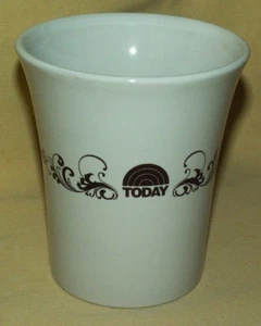 TODAY SHOW MUG LARGE COFFEE TEA CUP WHITE BROWN GRAPHIC FLAIR UNMARKED NBC TV. - Picture 1 of 8
