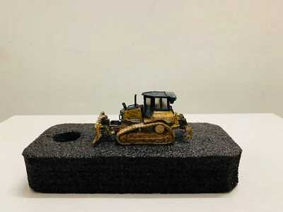 Cat D5 Dozer Muddy Edition 1:87 Ho Scale By Diecast Masters 85953 New in Box - Image 1 of 4