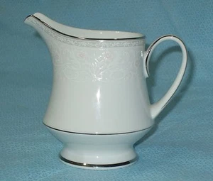 Noritake China BELLVILLE 4219 Creamer - Floral w/ Platinum Trim - Picture 1 of 3