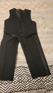 Boys Black Vest Tux - Picture 1 of 1