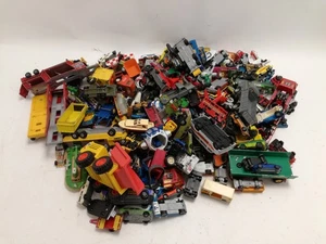 Job Lot of Mixed Die-Cast Toy Cars Trucks Buses Vintage & Modern 100+ - Picture 1 of 8