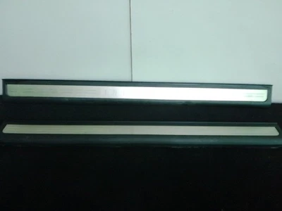 03-07 INFINITI G35 CUPÉ LH&RH UMBRAL PUERTA RASGUÑO MOLDURA 76895-AM800-76895-AM900 Foto 1 de 4