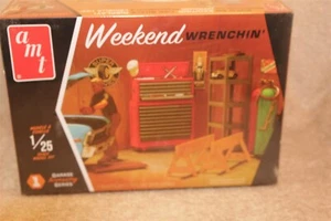 AMT WEKEND LLAVE GARAJE SERIE ACCESORIOS MODELO COCHE KIT 1/25 SELLADO (LEER) - Imagen 1 de 4