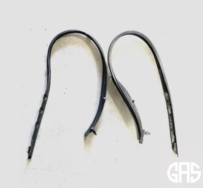 Porsche Headlight Gaskets 97-04 Boxster 996 99-01, 99663117200 99663117100 (NEW) - Image 1 of 4