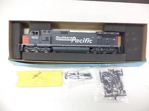Athearn Ho 4907, C44-9W locomotive kit, Southern Pacific 8102 - Picture 1 of 3