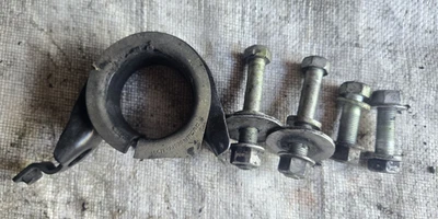 92-99 LEXUS SC300 SC400 POWER STEERING RACK BRACKETS MOUNTING HARWARE & BUSHING - Image 1 of 4