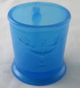 1870S EAPG TRANSLUCENT STARCH BLUE GLASS 2 INCH MUG BIRDS AT FOUNTAIN RIPLEY - Picture 1 of 4