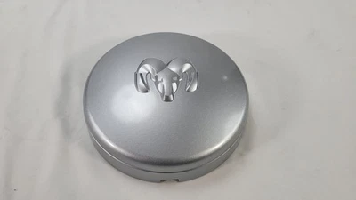 Новый из старых запасов 2003-2018 Dodge RAM 3500 4500 двойной центральный колпак заднего колеса 1AB04TRMAB - Изображение 1 из 3