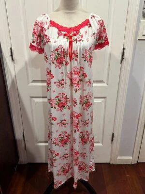 Women Short Sleeve White Nightgown Red Floral Front Lace Sz XL 45"L x 26"W - Image 1 of 4