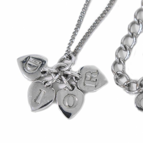 Collana Christian Dior in metallo tono argento con logo cuore