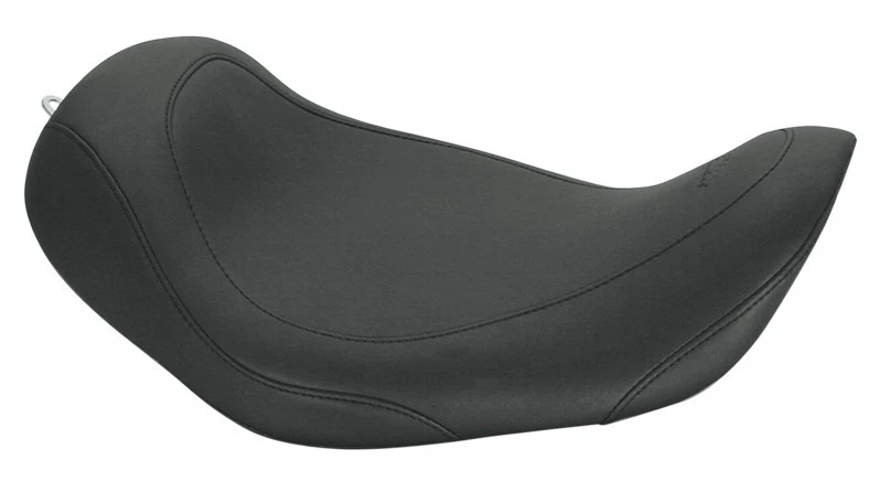 Asiento Mustang Wide Tripper liso solo 13" W negro para Harley Davidson Dyna 06-17 Foto 1 de 1