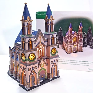 Antigua Iglesia de la Trinidad Patrimonio Ciudad de Navidad #58940 Gold Twin Spires Dept 56 1998 - Imagen 1 de 24