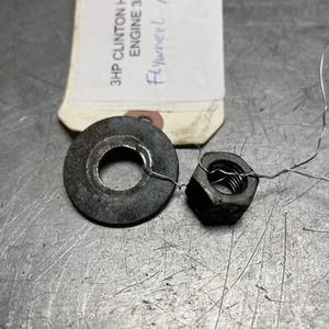 OEM GOOD USED 3HP CLINTON HORIZONTAL ENGINE 350JOAF FLYWHEEL NUT & WASHER - Picture 1 of 2