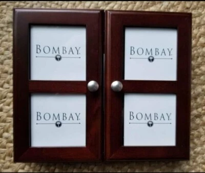 Коробка для хранения фотографий Bombay «Bailey» вишневая отделка вмещает 48 фотографий 4x6 дюймов - Изображение 1 из 4