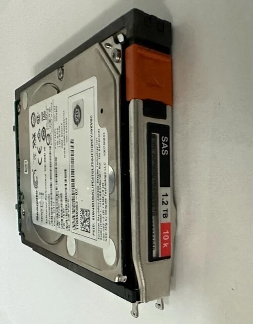 STTBSND1CLAR1200 - EMC 1.2TB 10K RPM SAS 2.5" HDD for VNX5200, 5400, 5600, 58... - Image 1 of 1