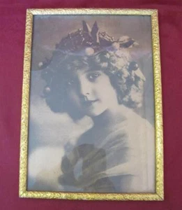 1900s ANTIQUE ART NOUVEAU LITHOGRAPHY LITHO PRINT “LITTLE GIRL” FRAMED - Picture 1 of 7