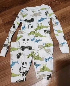 Carters Dinosaur 2 pc. Boys PJ's ~ Sz 7/7A - Picture 1 of 2