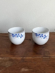 Set of 2 White Pink and Blue Vintage Teacups Blueberries RARE Replacements - Picture 1 of 1