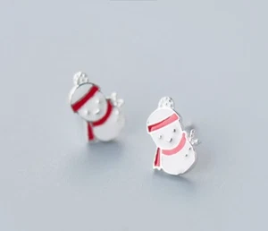 925 Solid Sterling Silver Ear Studs Earrings Snowman Christmas - Picture 1 of 4