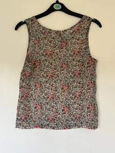 New Look Women's Floral Sheer Summer Top - Size 6. Beautiful, good condition. - Picture 1 of 6