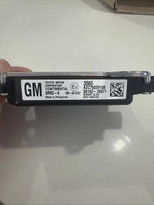 Módulo sensor radar punto ciego trasero izquierdo LEXUS GS350 2016-2020 881623007 OEM Foto 1 de 4