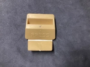 Princess Of Power 1984 She-Ra Mattel Vintage Parts Crystal Castle Side Clip - Picture 1 of 1