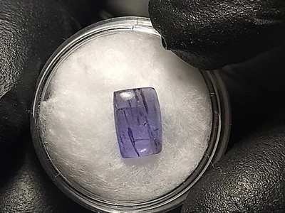 Cabujón de tanzanita natural de 2,2 quilates Foto 1 de 4