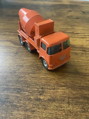 Camión de hormigón Matchbox Series King Size Nº 15 listo para mezclar Foto 1 de 4
