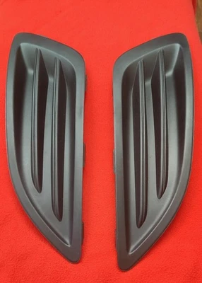 2014-19 福特嘉年华原始设备制造商前雾灯保护套套装 — 第 1/2 张图片