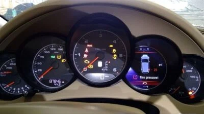 Aglomerado de velocímetro com bússola Opt IQR1 compatível com 13-14 PORSCHE CAYENNE 1167777 - Imagem 1 de 4