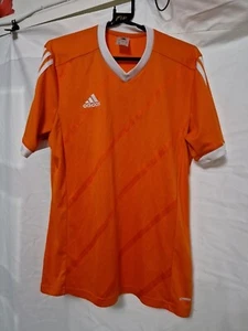 Adidas Orange Climalite Mens Uk Medium V-neck Top The Brand With Three Stripes - Picture 1 of 11