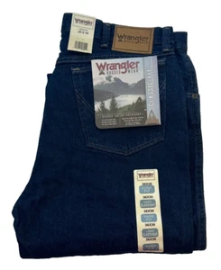 Wrangler Rugged Wear Classic Fit Straight Leg Men's Jeans Size W36 L36 Blue New - Picture 1 of 9