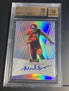 BGS 10 Pristine 10 On-Card Auto 🔥Mike Evans Rc 2014 Rookie Mirror Refractor SP - Imagen 1 de 3