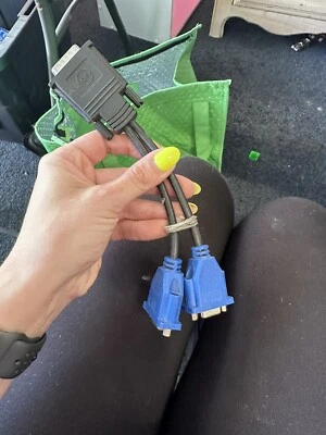 Molex DVI 29+5 Pins Male to 2 VGA Female Adapter Splitter Y Cable for Video Card - Image 1 of 4